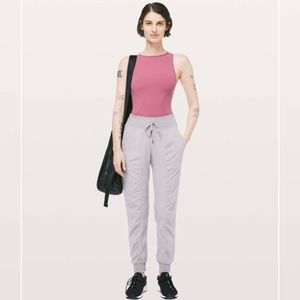 Lululemon Dance Studio Jogger (EUC)
